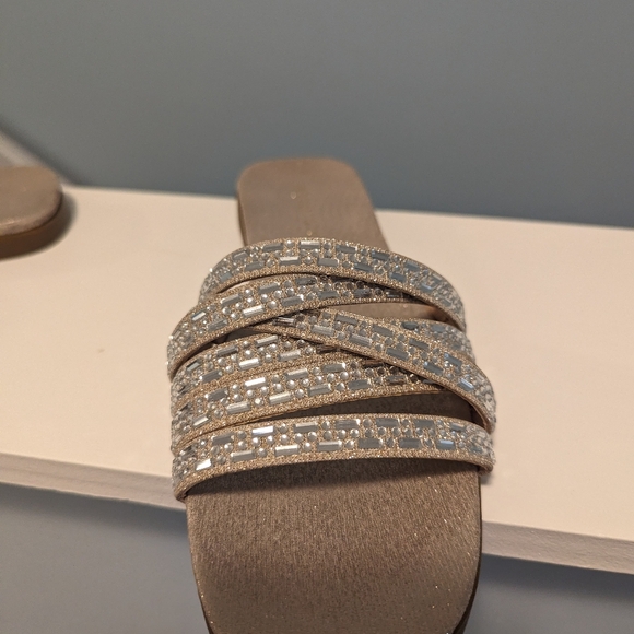 Kelly & Katie sandals - Picture 6 of 6